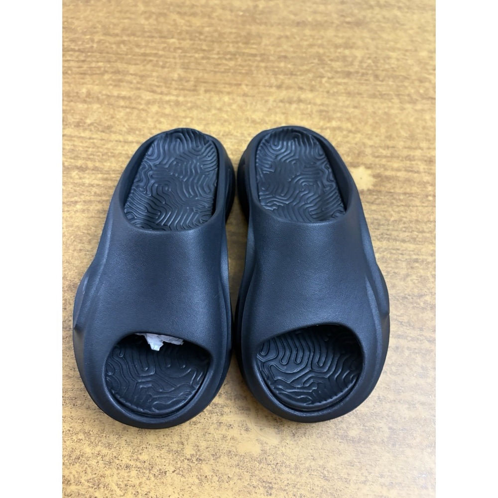 PrettyLittleThing Womens Black Chunky Pool Slides Foam Sandals Size 5 EU 36